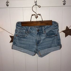 ⭐️ American Eagle size 0 jean shorts ⭐️
